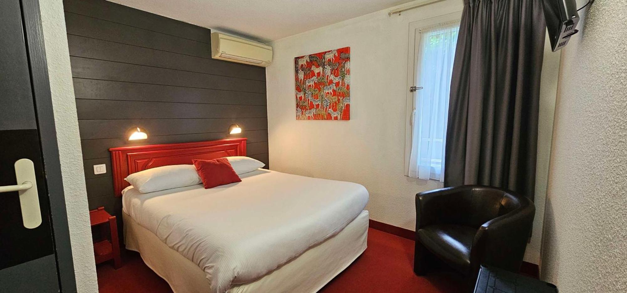 Brit Hotel Essentiel Albi Parc Des Expos Le Sequestre Ngoại thất bức ảnh
