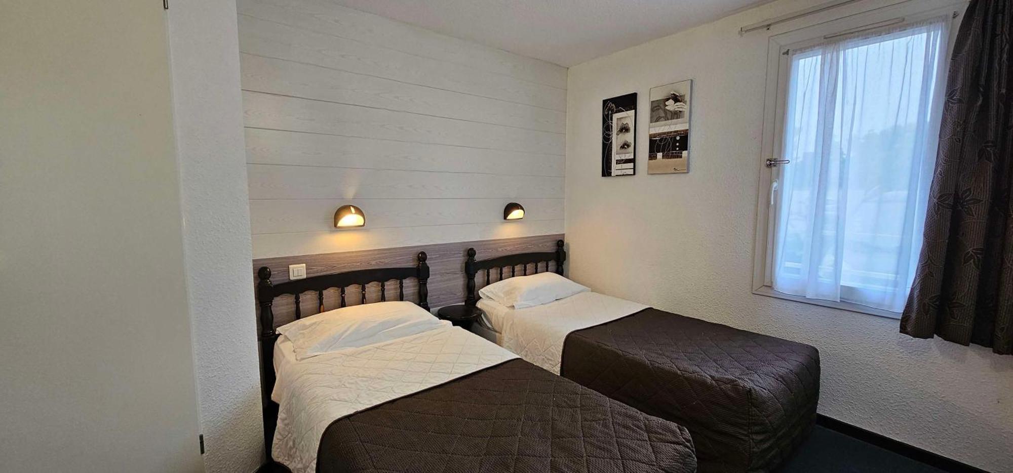 Brit Hotel Essentiel Albi Parc Des Expos Le Sequestre Ngoại thất bức ảnh