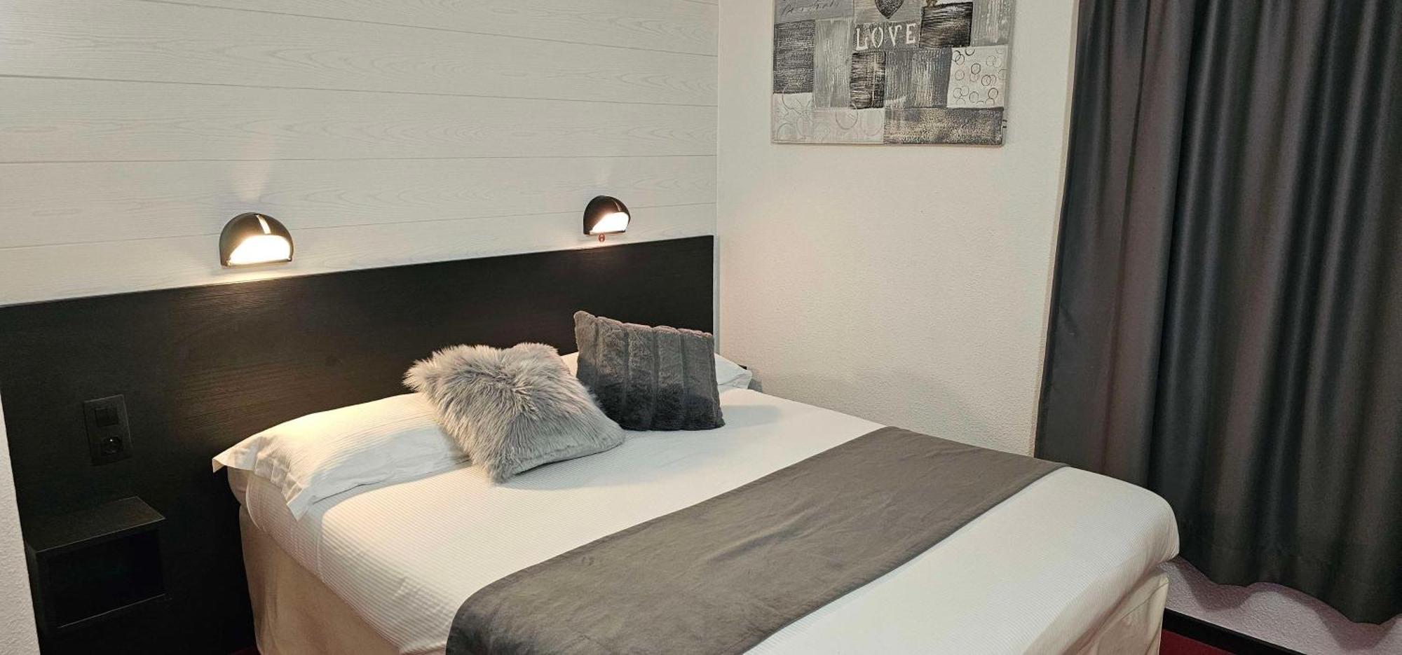 Brit Hotel Essentiel Albi Parc Des Expos Le Sequestre Ngoại thất bức ảnh