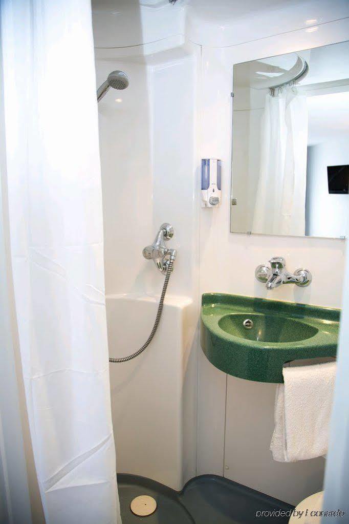 Brit Hotel Essentiel Albi Parc Des Expos Le Sequestre Ngoại thất bức ảnh