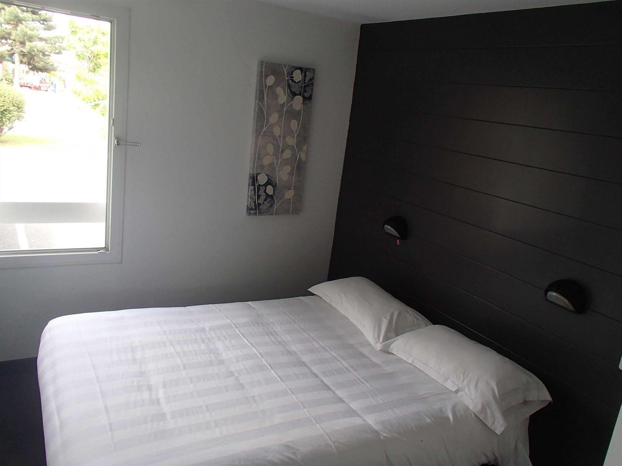Brit Hotel Essentiel Albi Parc Des Expos Le Sequestre Ngoại thất bức ảnh